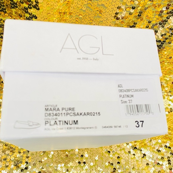 🩶MARA PURE PLATINUM LEATHER MOCCASIN🩶 - Picture 11 of 11